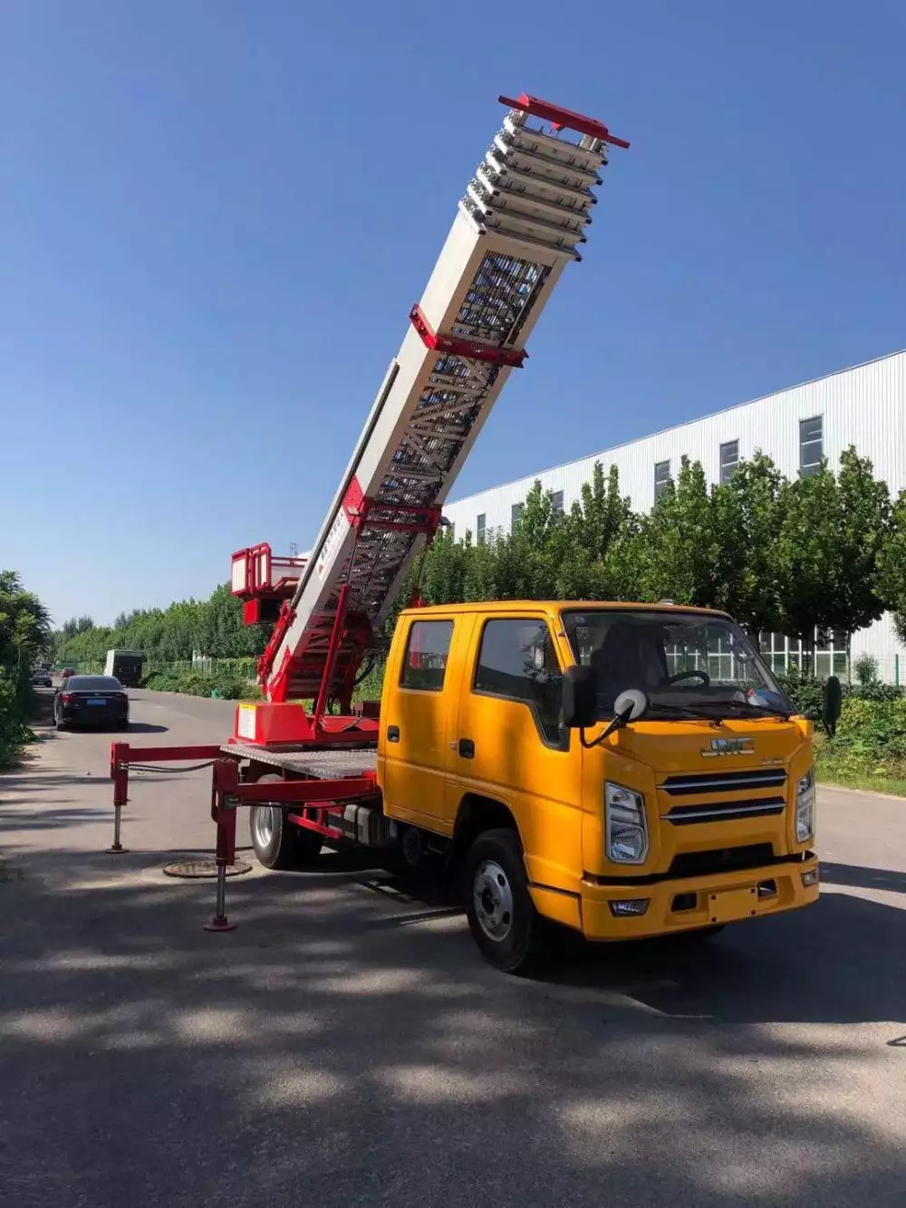 南平延平附近的云梯车出租服务：轻松解决高空作业需求